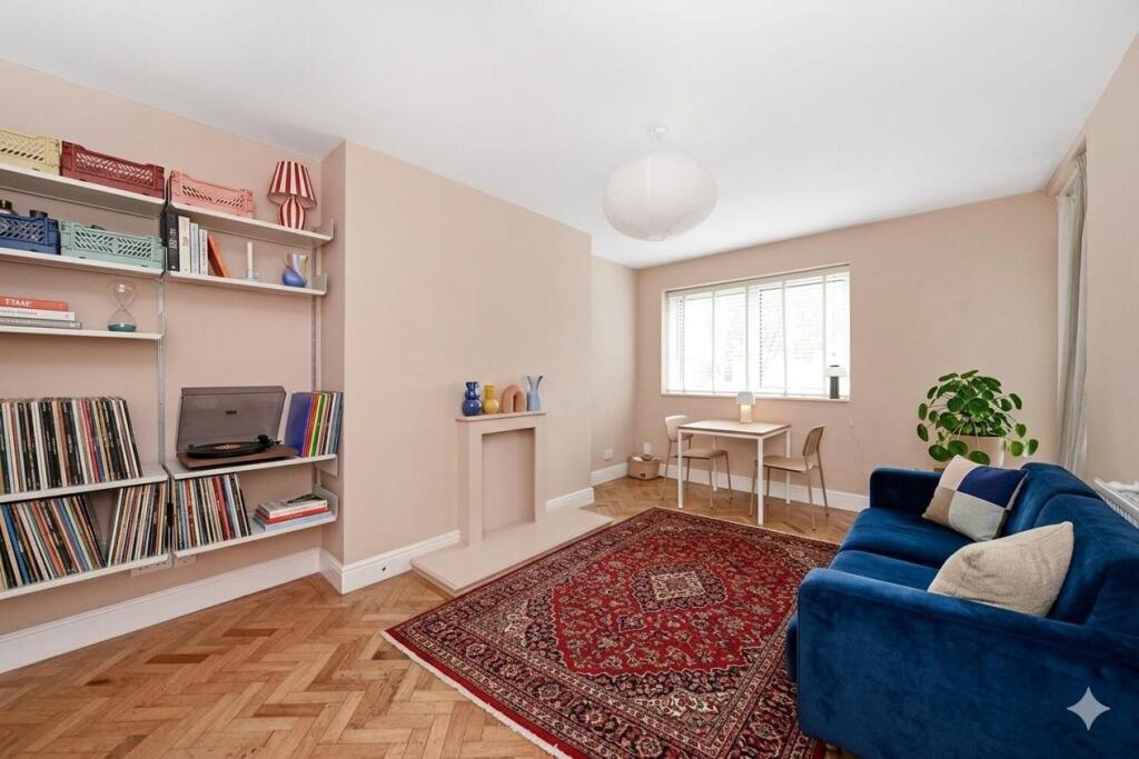 2 bed 1st Floor Flat for rent in Streatham. From Pedder - Dulwich Village