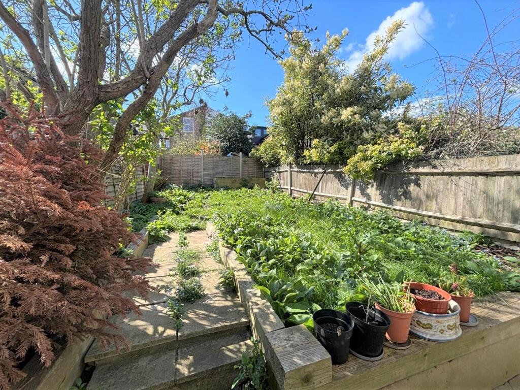 1 bed 1st Floor Flat for rent in Camberwell. From Pedder - East Dulwich