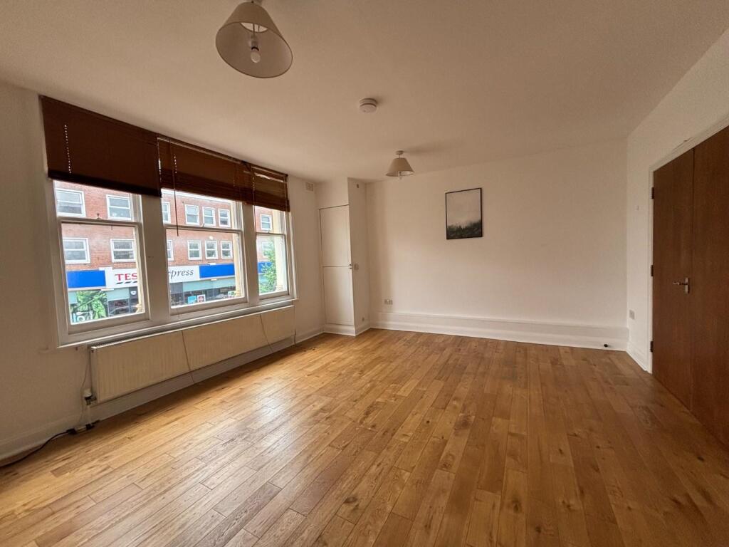 2 bed 1st Floor Flat for rent in London. From Pedder - East Dulwich