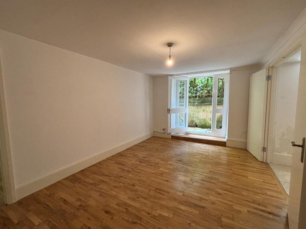 3 bed 1st Floor Flat for rent in Camberwell. From Pedder - East Dulwich 3 bed 1st Floor Flat for rent in Camberwell. From Pedder - East Dulwich