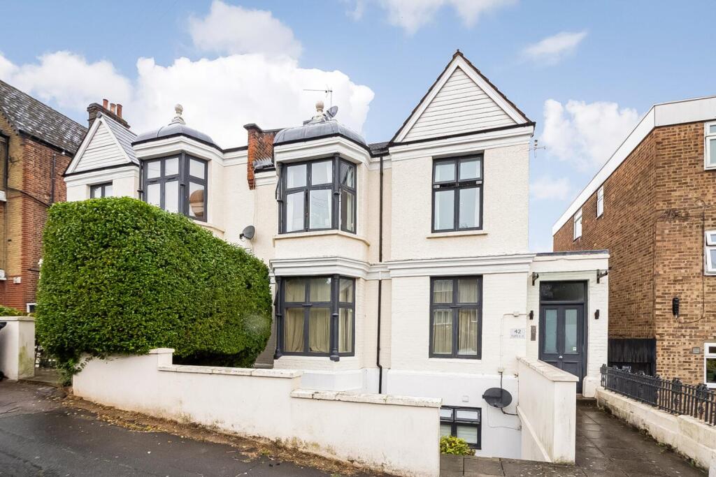 2 bed 1st Floor Flat for rent in London. From Pedder - Forest Hill 2 bed 1st Floor Flat for rent in London. From Pedder - Forest Hill