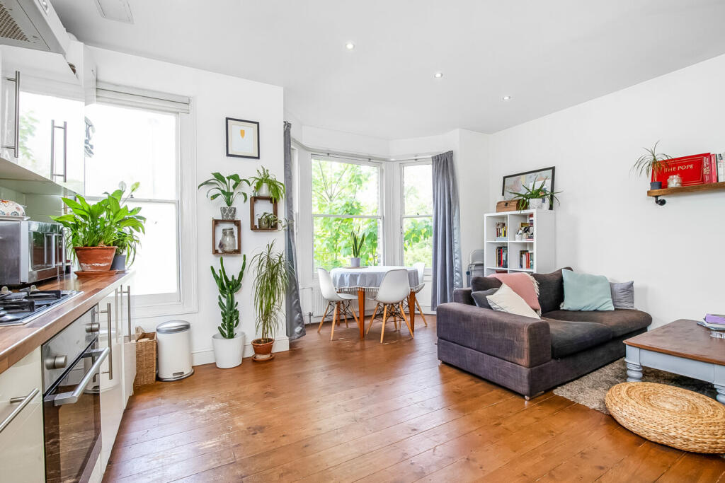 2 bed Flat for rent in London. From Pedder - Herne Hill