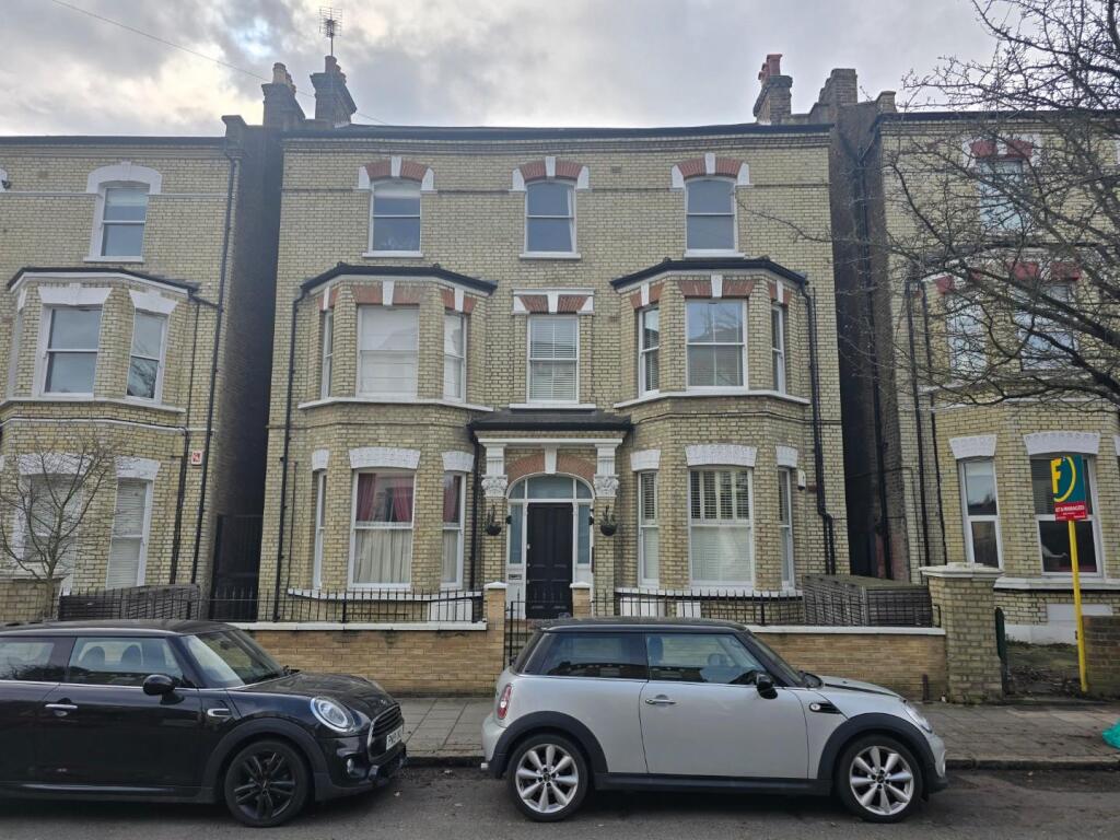 2 bed Apartment for rent in London. From Pedder - Herne Hill