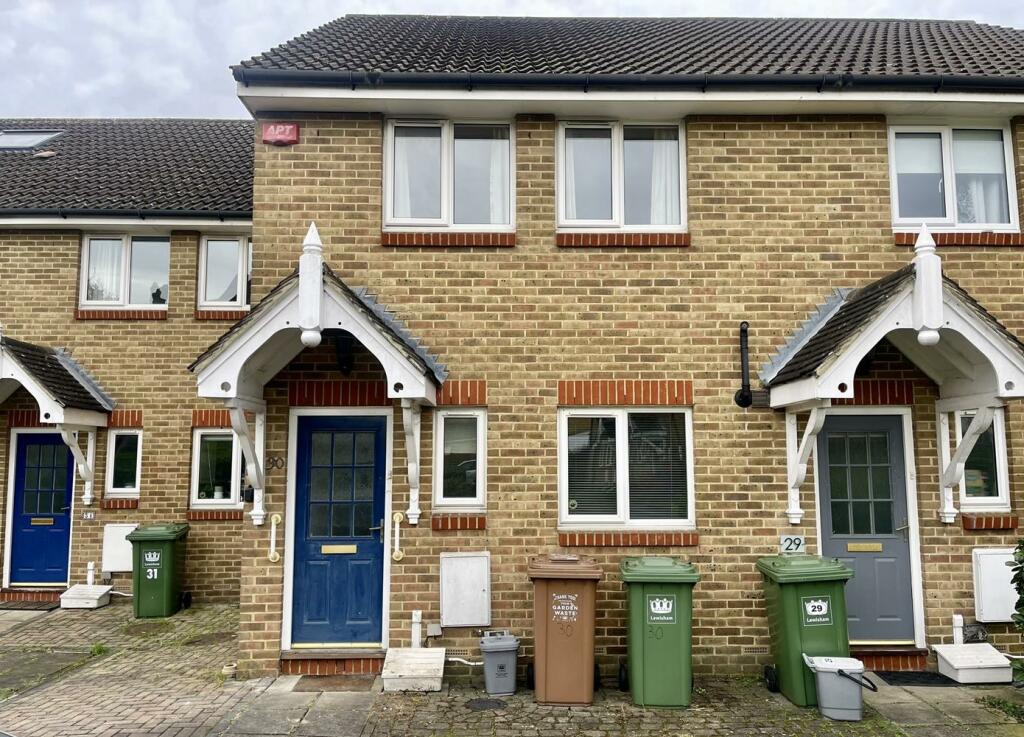 2 bed Detached House for rent in London. From Pedder - Sydenham