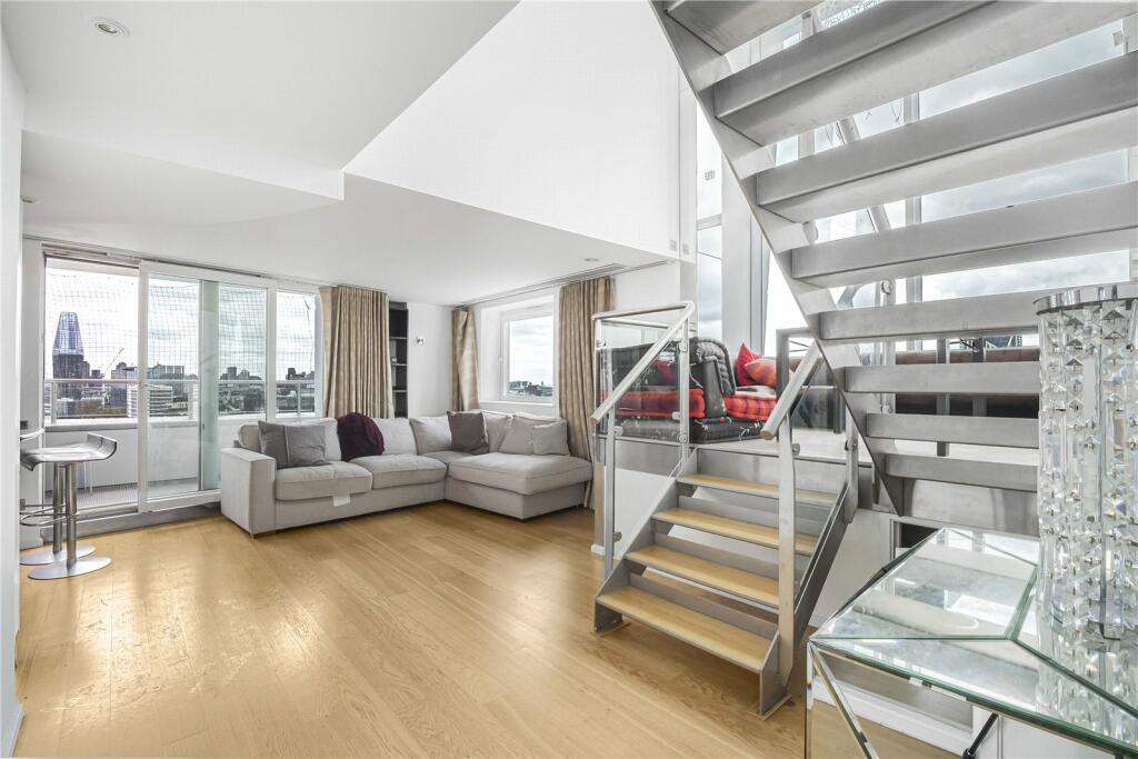 3 bed Penthouse for rent in London. From Stirling Ackroyd - Bankside