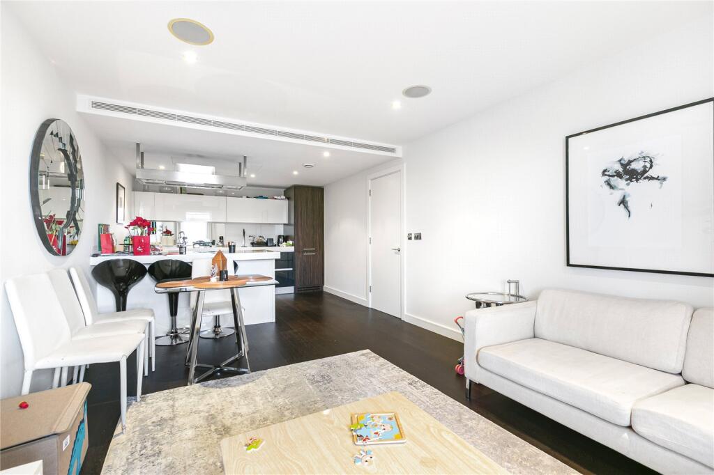2 bed Apartment for rent in London. From Stirling Ackroyd - London Bridge