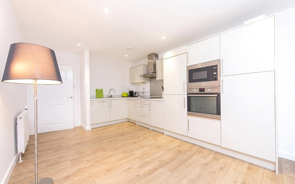 2 bed Apartment for rent in London. From Stirling Ackroyd - London Bridge 2 bed Apartment for rent in London. From Stirling Ackroyd - London Bridge