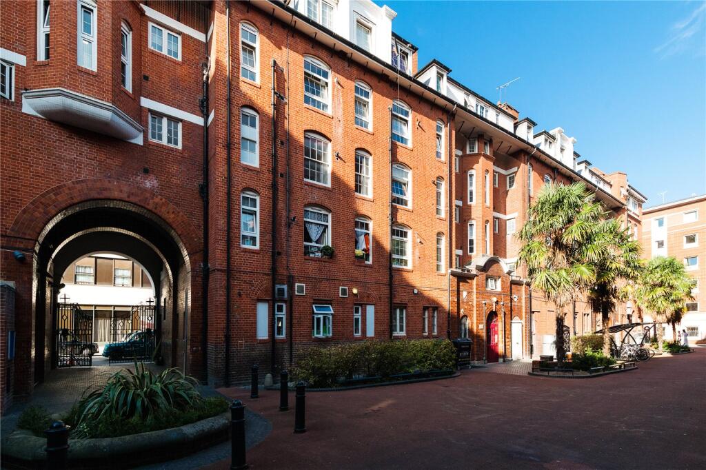 3 bed Apartment for rent in London. From Stirling Ackroyd - Clerkenwell 3 bed Apartment for rent in London. From Stirling Ackroyd - Clerkenwell