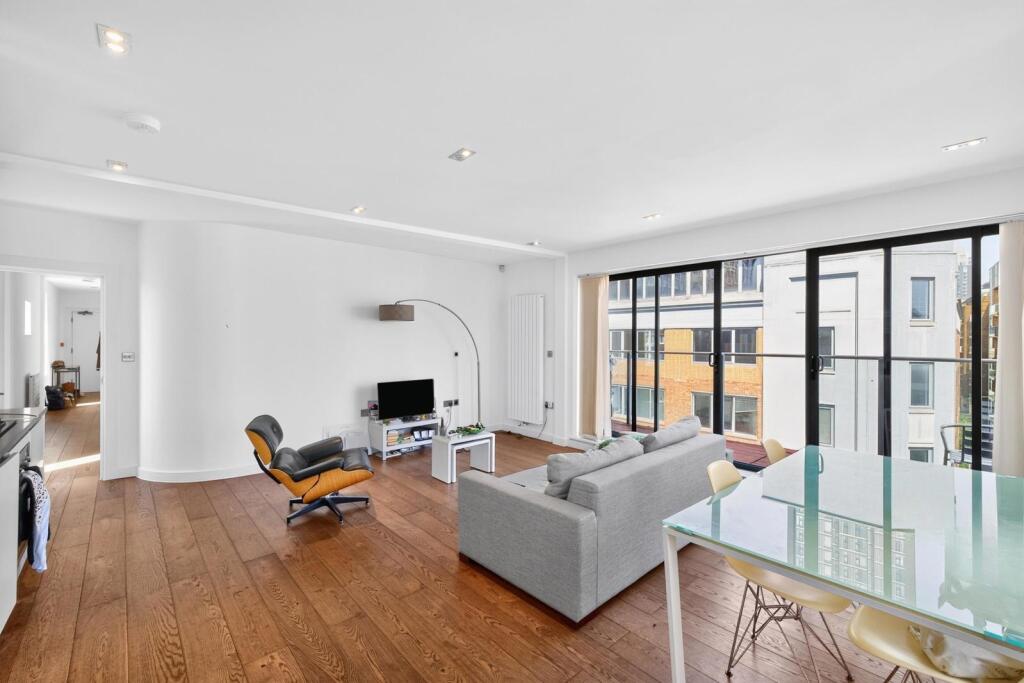 2 bed Penthouse for rent in London. From Stirling Ackroyd - Clerkenwell