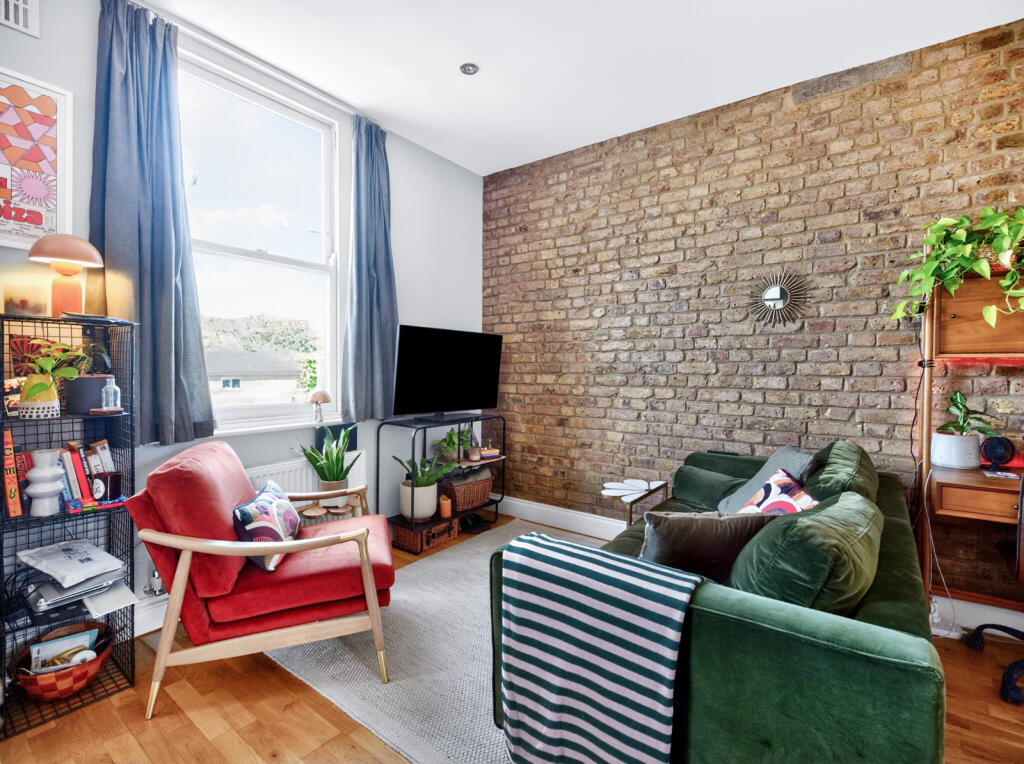 1 bed Apartment for rent in Hackney. From Stirling Ackroyd - Hackney