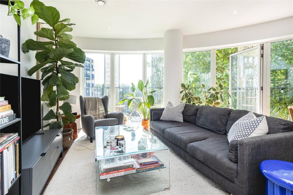 2 bed Apartment for rent in London. From Stirling Ackroyd - Hackney