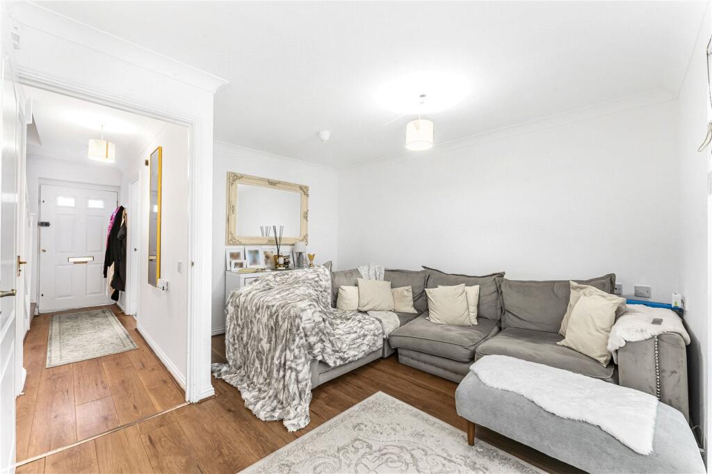 2 bed Mid Terraced House for rent in Bow. From Stirling Ackroyd - Hackney 2 bed Mid Terraced House for rent in Bow. From Stirling Ackroyd - Hackney
