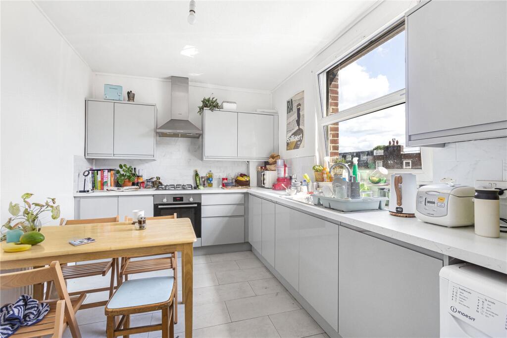 4 bed Apartment for rent in London. From Stirling Ackroyd - Hackney 4 bed Apartment for rent in London. From Stirling Ackroyd - Hackney
