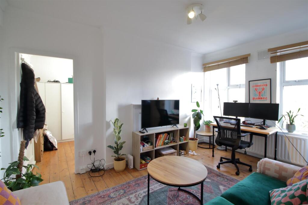 1 bed Apartment for rent in Clapham. From Eden Harper - Brixton