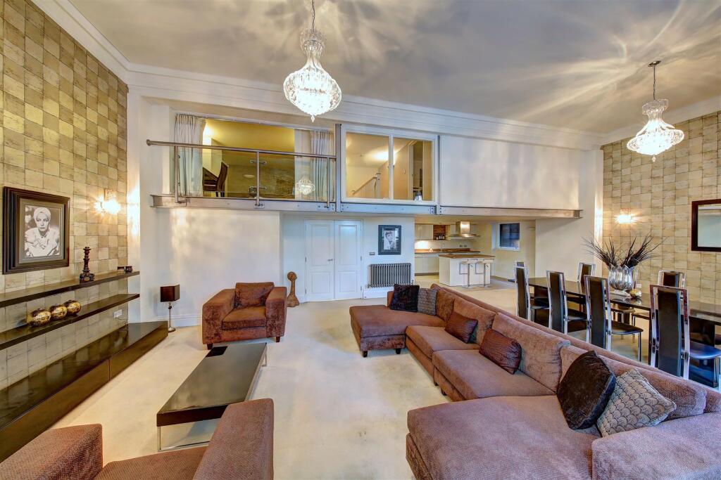 2 bed 1st Floor Flat for rent in Battersea. From Eden Harper - Battersea