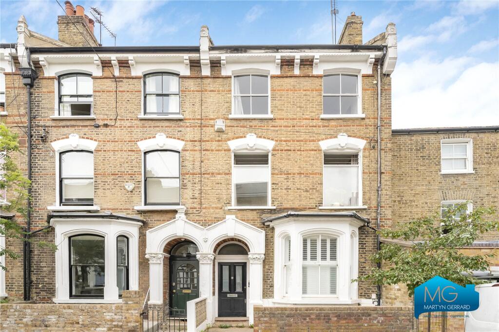 1 bed Apartment for rent in Islington. From Carlton Estate Agents - London