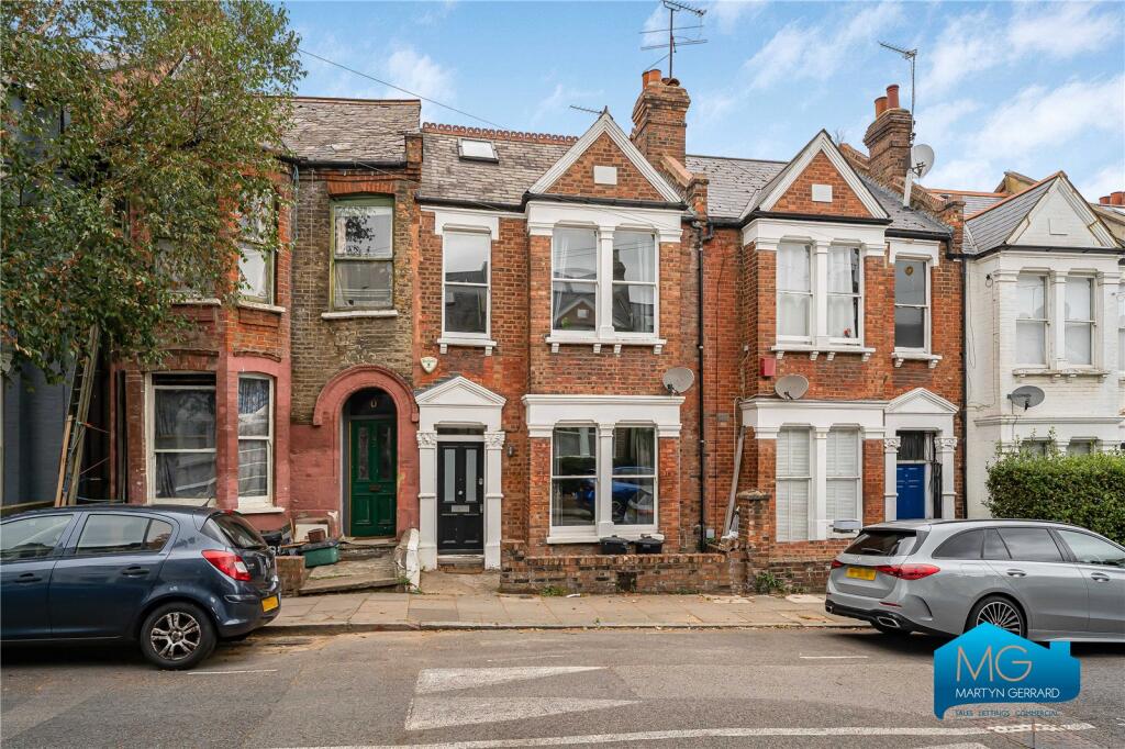 4 bed Mid Terraced House for rent in London. From Carlton Estate Agents - London 4 bed Mid Terraced House for rent in London. From Carlton Estate Agents - London