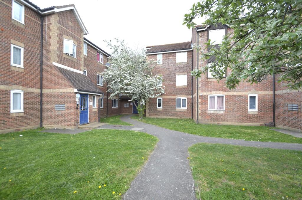 2 bed Apartment for rent in Dagenham. From Steps Estate Agents - Dagenham