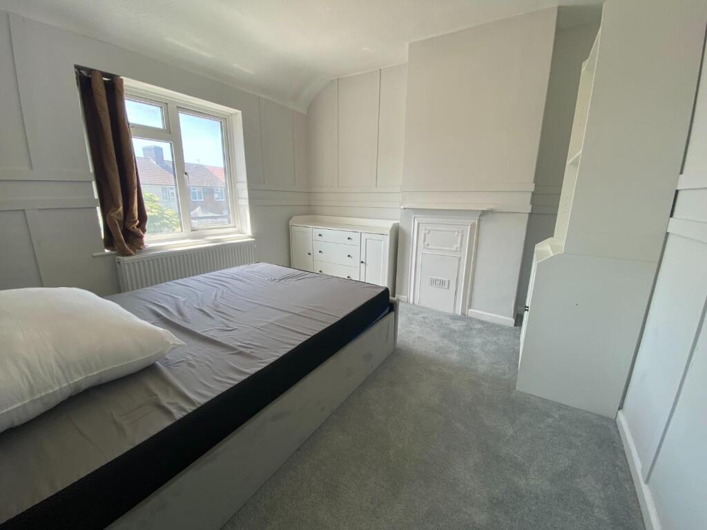 3 bed End of Terrace for rent in Dagenham. From Steps Estate Agents - Dagenham 3 bed End of Terrace for rent in Dagenham. From Steps Estate Agents - Dagenham