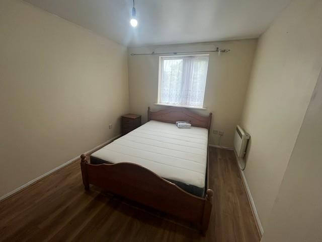 1 bed Apartment for rent in Ilford. From Steps Estate Agents - Dagenham 1 bed Apartment for rent in Ilford. From Steps Estate Agents - Dagenham