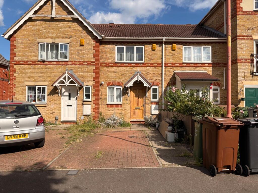 2 bed Not Specified for rent in Barking. From Steps Estate Agents - Dagenham