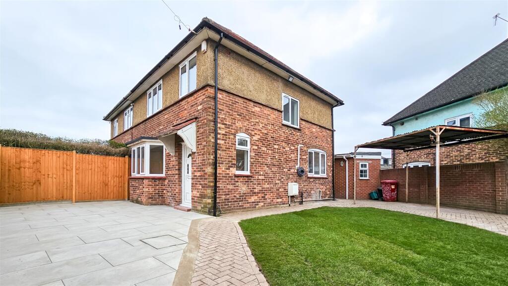 3 bed Semi Detached for rent in Hayes. From tomkins