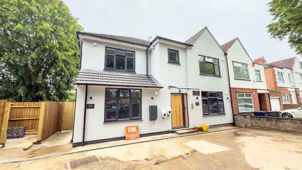 2 bed 1st Floor Flat for rent in Southall. From tomkins 2 bed 1st Floor Flat for rent in Southall. From tomkins