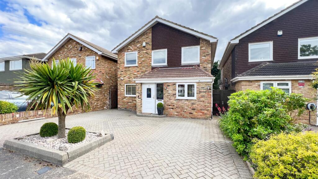 4 bed Detached for rent in Uxbridge. From tomkins