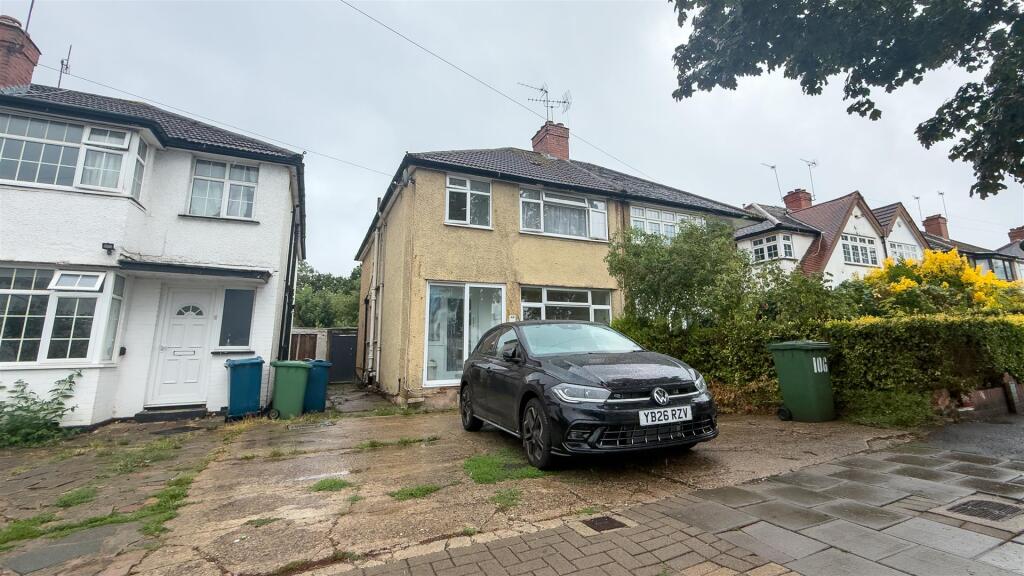 4 bed Semi Detached for rent in Harrow. From tomkins