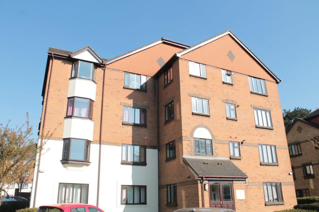 1 bed Apartment for rent in Redhill. From Woodlands Estate Agents - Redhill - Sales