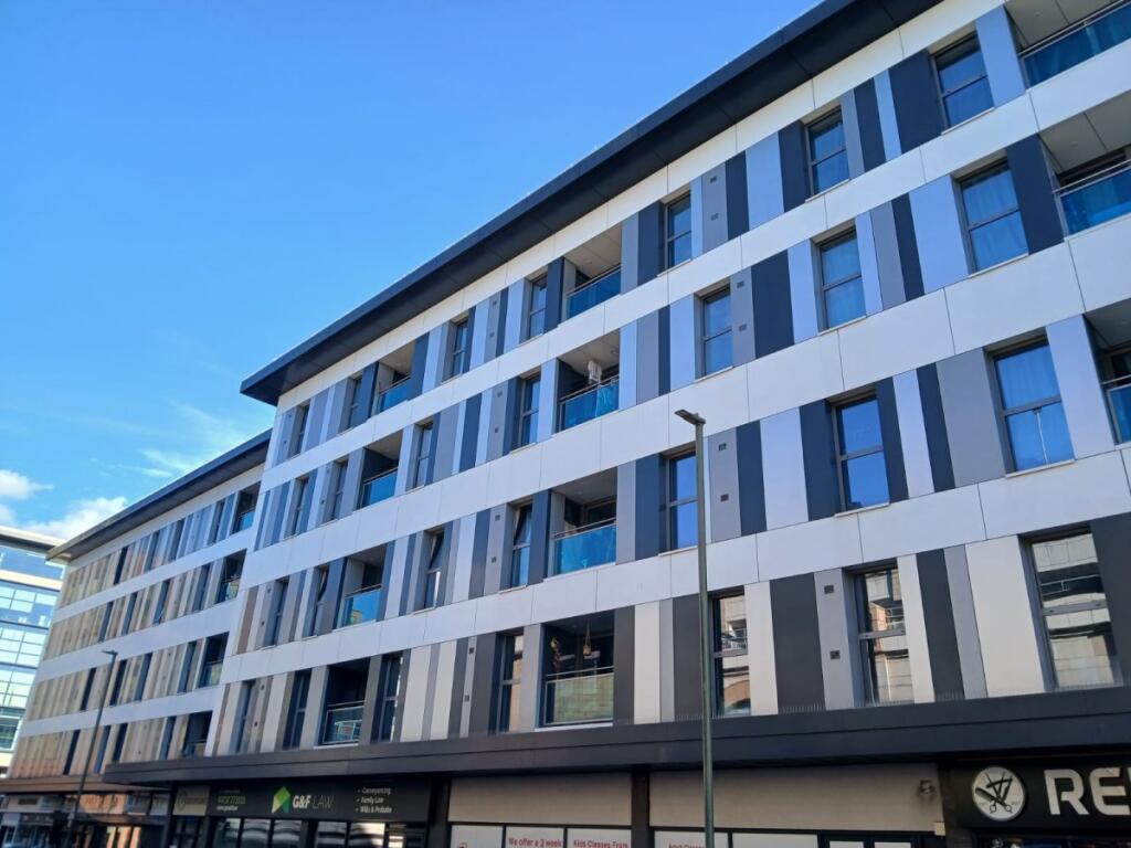 2 bed Apartment for rent in Redhill. From Woodlands Estate Agents - Redhill - Sales 2 bed Apartment for rent in Redhill. From Woodlands Estate Agents - Redhill - Sales