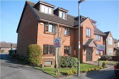 1 bed 1st Floor Flat for rent in Merstham. From Woodlands Estate Agents - Redhill - Sales 1 bed 1st Floor Flat for rent in Merstham. From Woodlands Estate Agents - Redhill - Sales