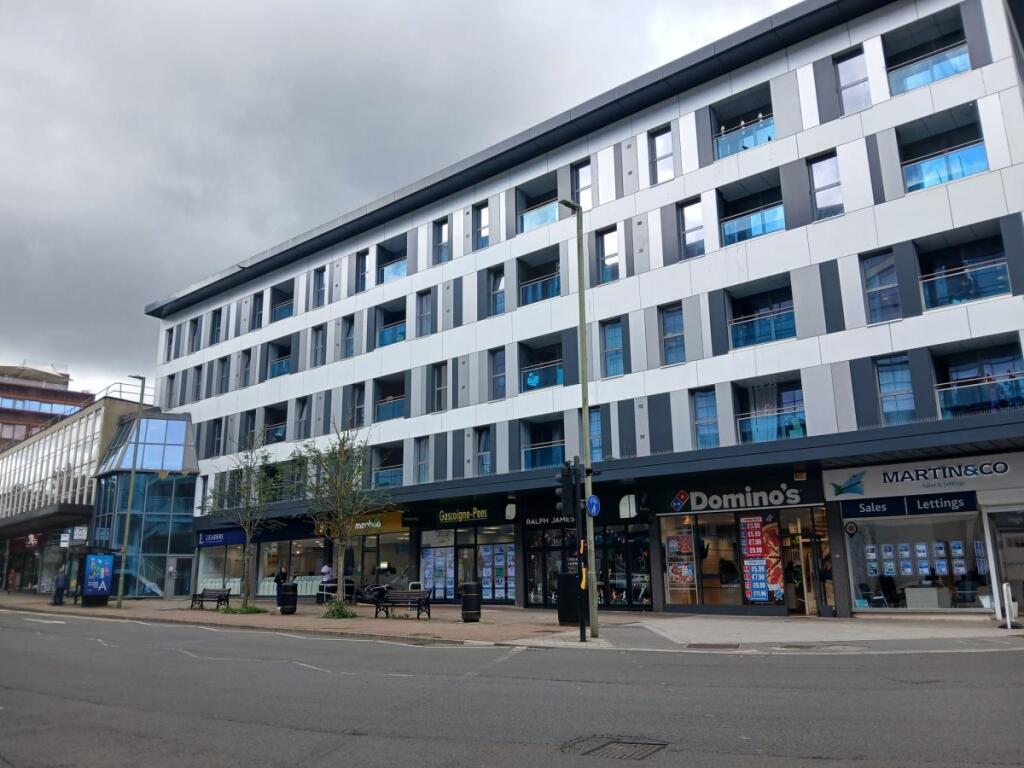 1 bed Apartment for rent in Redhill. From Woodlands Estate Agents - Redhill - Sales