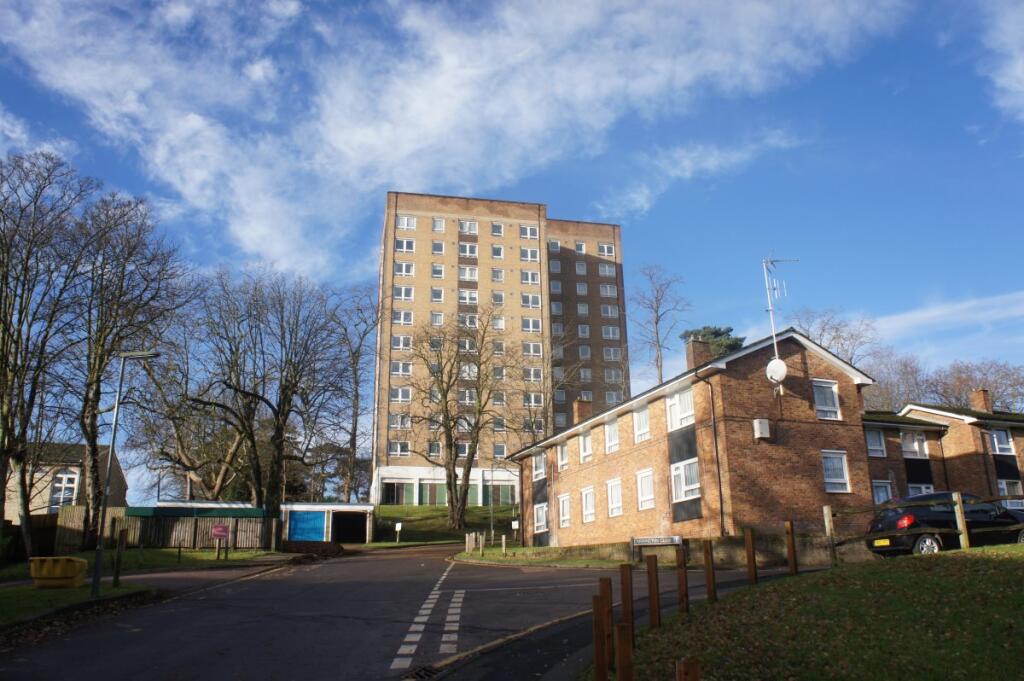 1 bed Apartment for rent in Redhill. From Woodlands Estate Agents - Redhill - Sales 1 bed Apartment for rent in Redhill. From Woodlands Estate Agents - Redhill - Sales