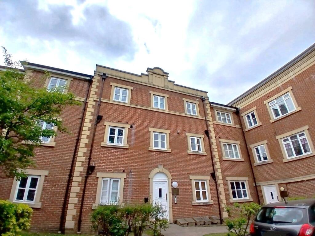 2 bed Apartment for rent in Redhill. From Woodlands Estate Agents - Redhill - Sales
