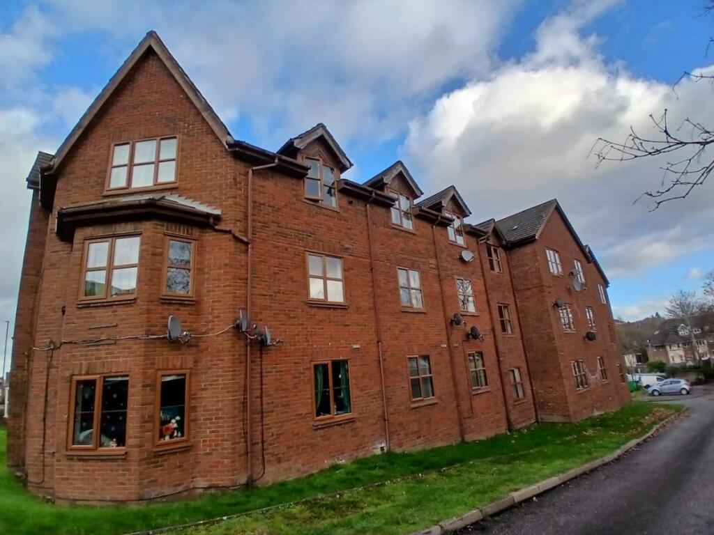 1 bed 1st Floor Flat for rent in Redhill. From Woodlands Estate Agents - Redhill - Sales 1 bed 1st Floor Flat for rent in Redhill. From Woodlands Estate Agents - Redhill - Sales