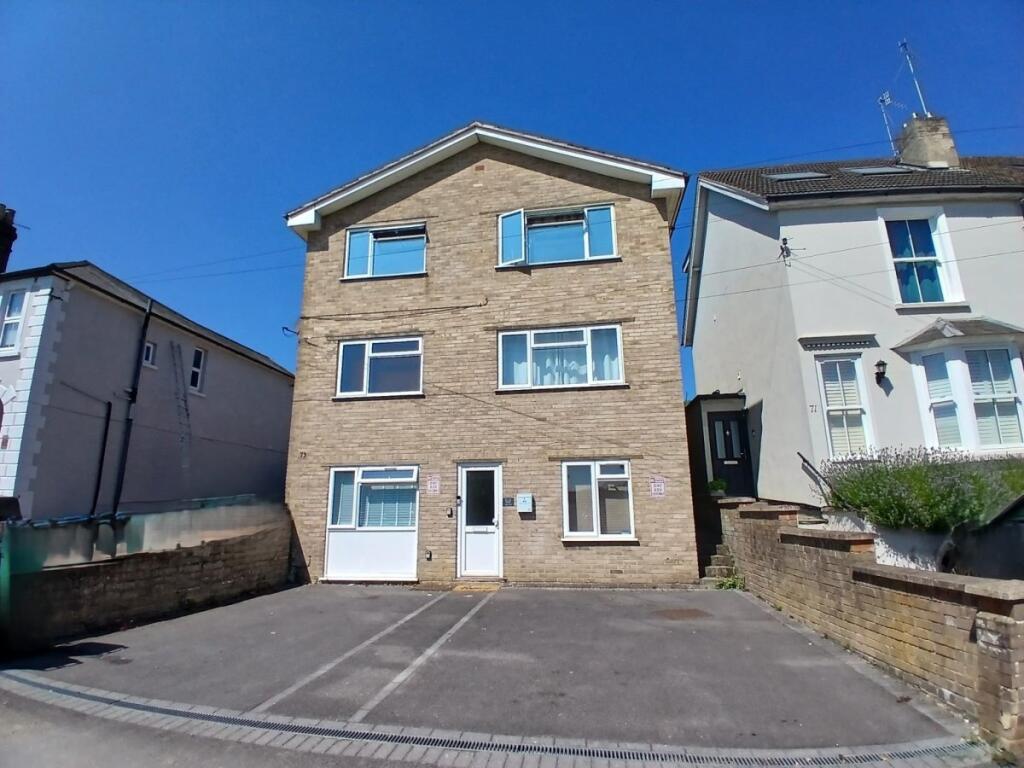 2 bed Apartment for rent in Redhill. From Woodlands Estate Agents - Redhill - Sales 2 bed Apartment for rent in Redhill. From Woodlands Estate Agents - Redhill - Sales