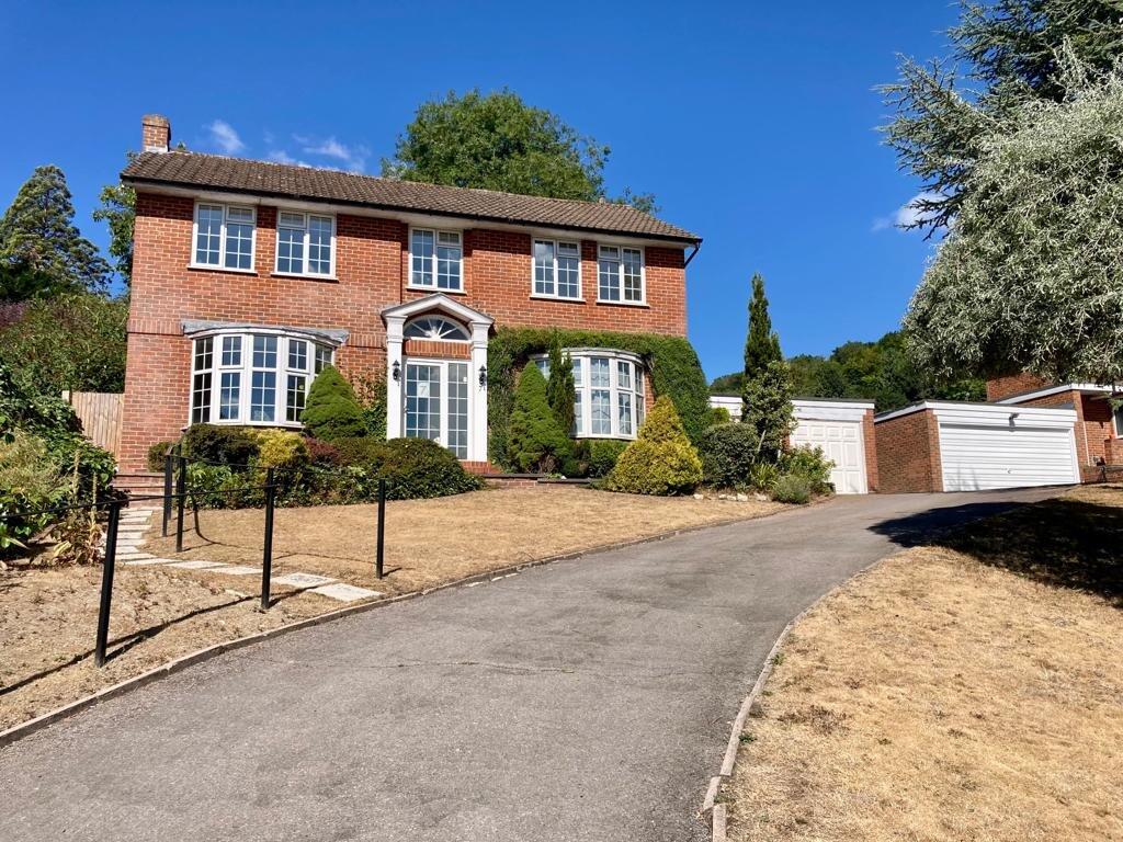 4 bed Detached for rent in Reigate. From Woodlands Estate Agents - Redhill - Sales 4 bed Detached for rent in Reigate. From Woodlands Estate Agents - Redhill - Sales