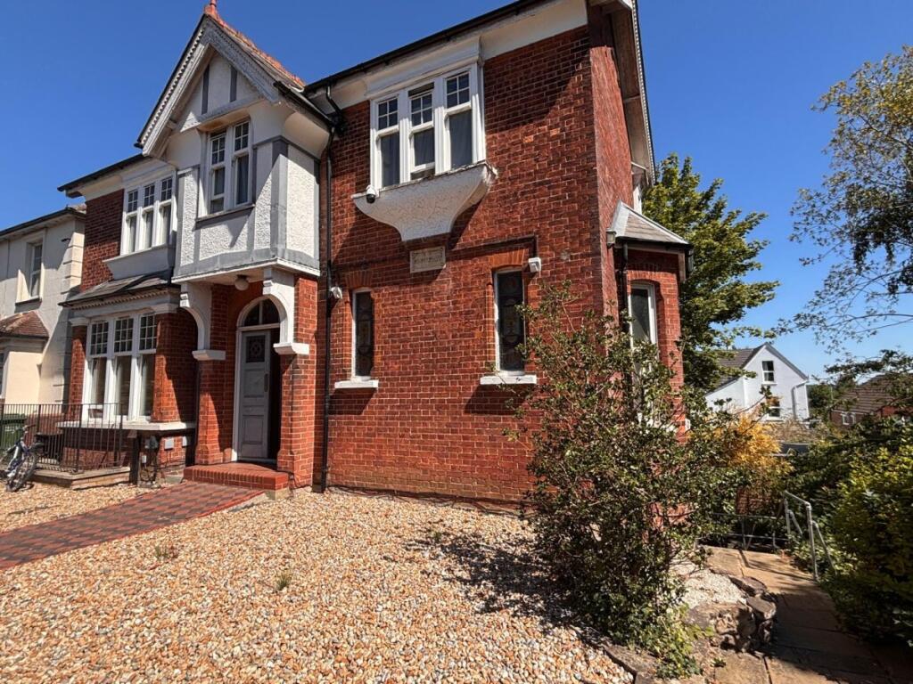 1 bed 1st Floor Flat for rent in Redhill. From Woodlands Estate Agents - Redhill - Sales