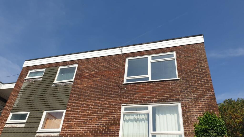 0 bed Apartment for rent in Crawley. From Woodlands Estate Agents - Redhill - Sales 0 bed Apartment for rent in Crawley. From Woodlands Estate Agents - Redhill - Sales