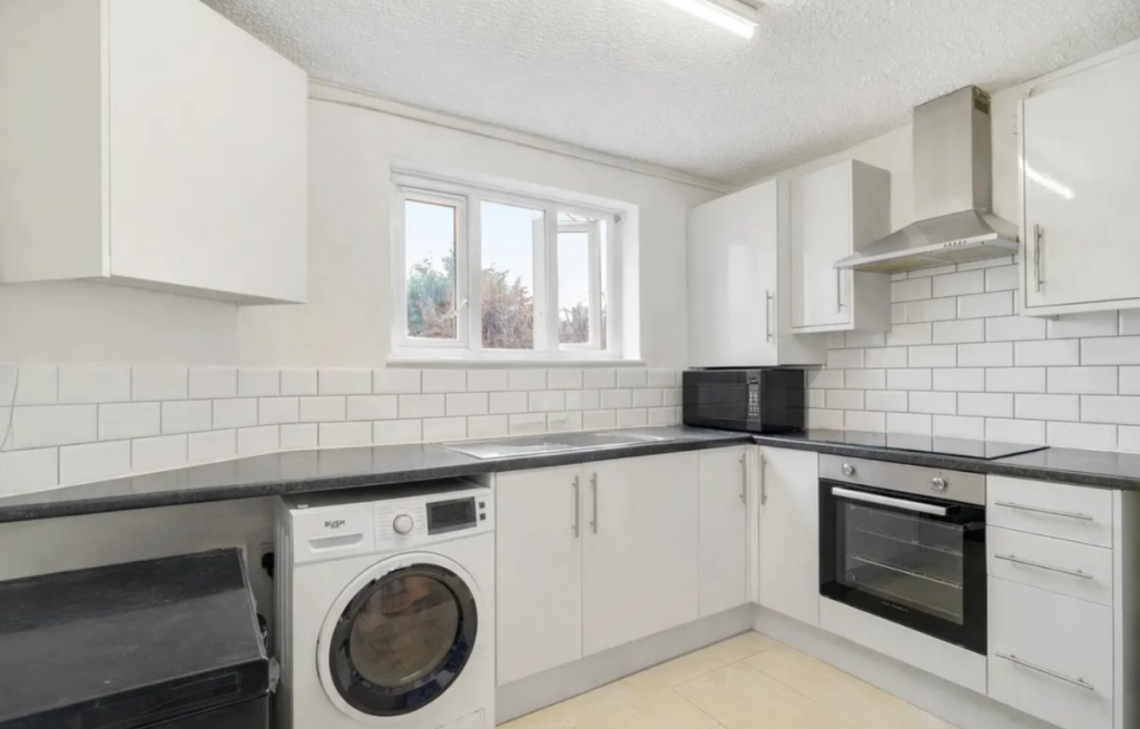 2 bed 1st Floor Flat for rent in Croydon. From Next Move