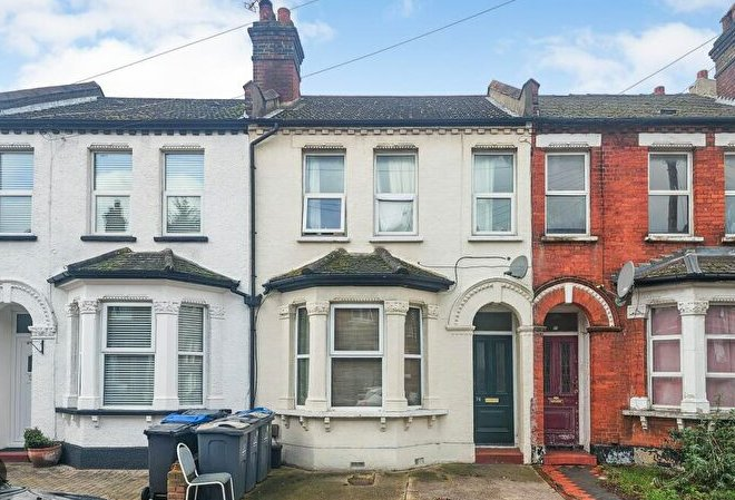 2 bed 1st Floor Flat for rent in Croydon. From Next Move