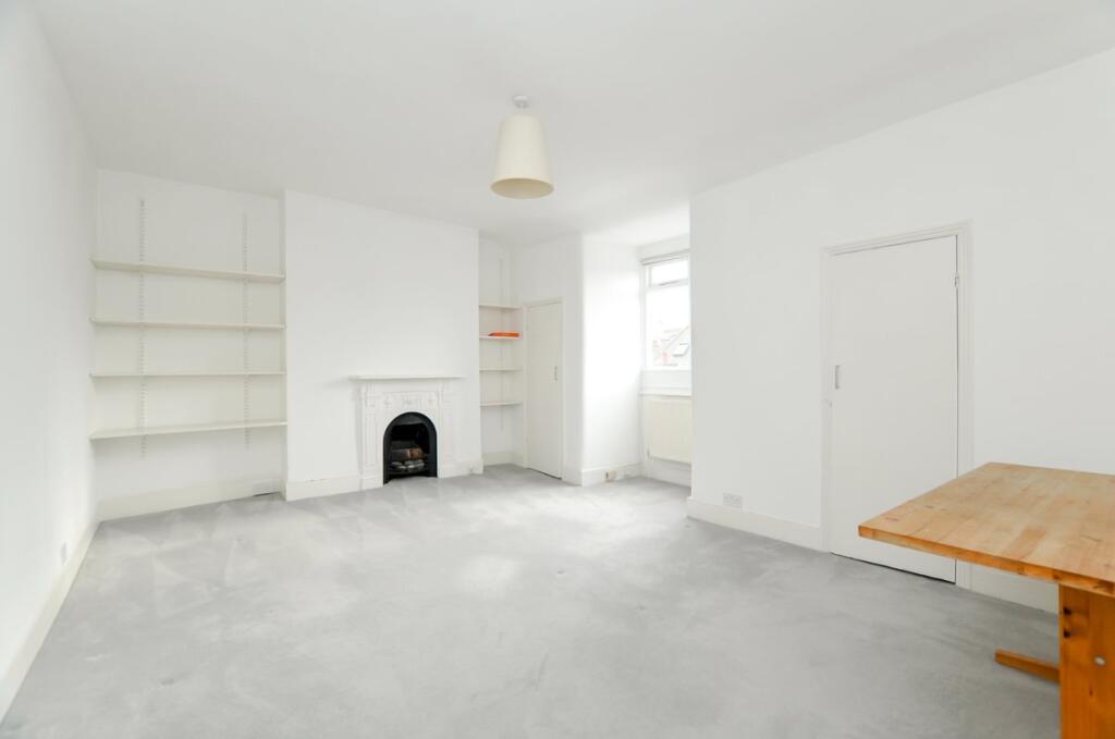 1 bed 1st Floor Flat for rent in Stoke Newington. From Next Move
