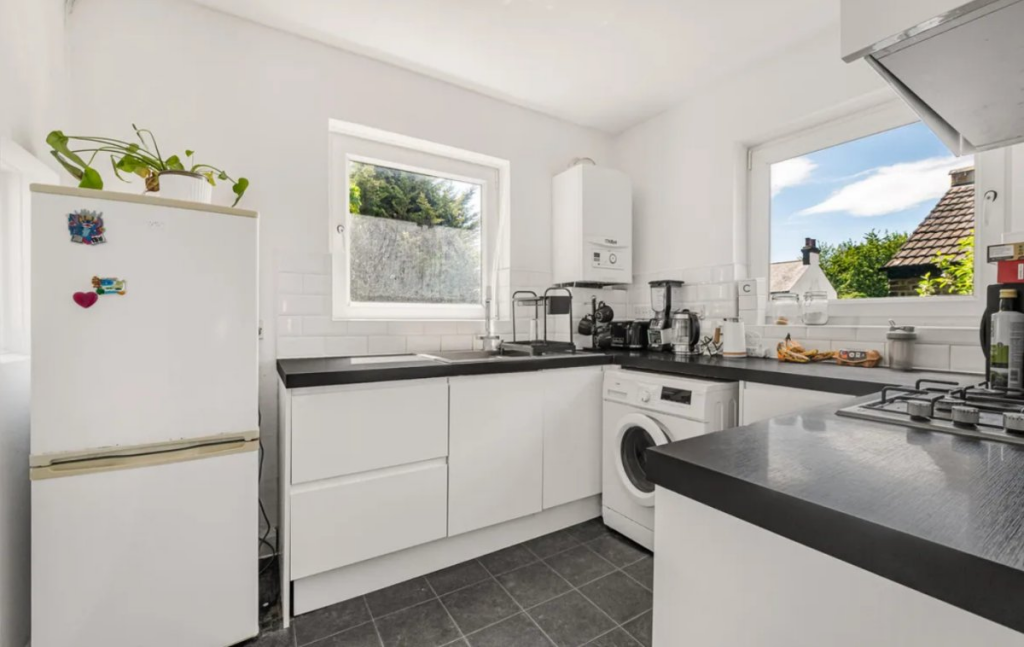 2 bed 1st Floor Flat for rent in Croydon. From Next Move 2 bed 1st Floor Flat for rent in Croydon. From Next Move