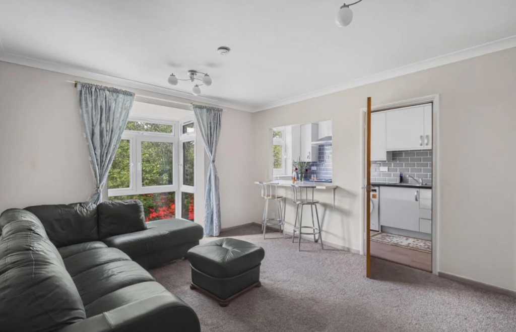 1 bed 1st Floor Flat for rent in Penge. From Next Move