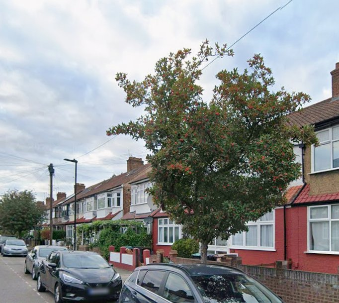 3 bed Detached for rent in Tottenham. From Next Move 3 bed Detached for rent in Tottenham. From Next Move