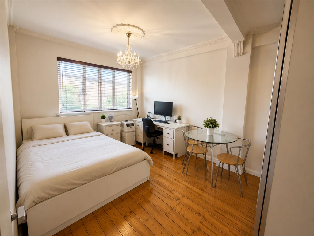 2 bed 1st Floor Flat for rent in London. From Tates