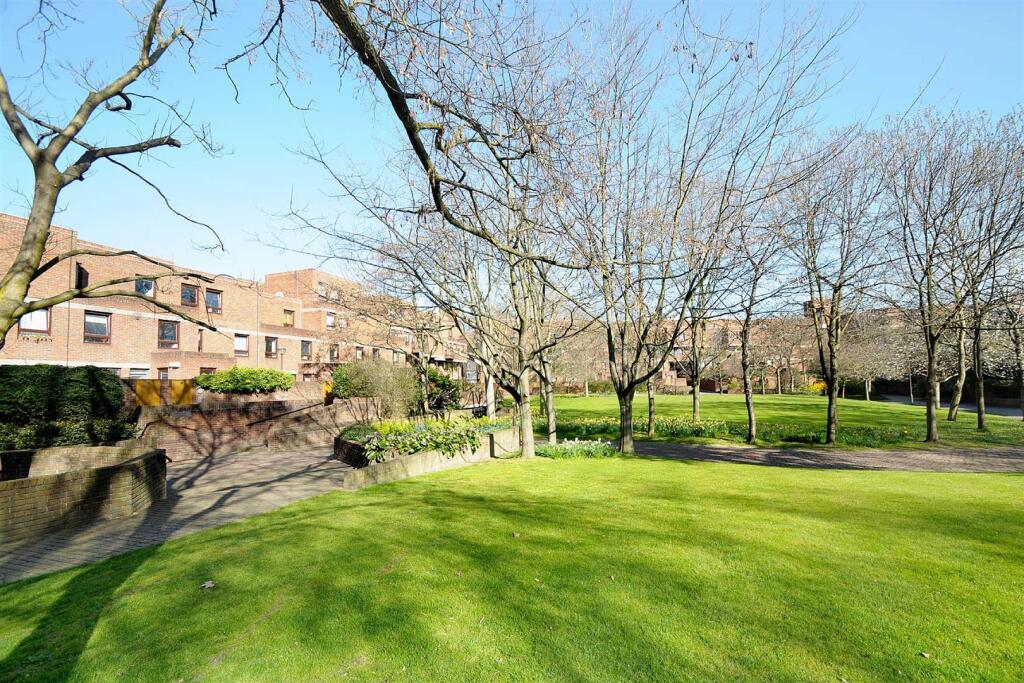 1 bed 1st Floor Flat for rent in Hammersmith. From Tates