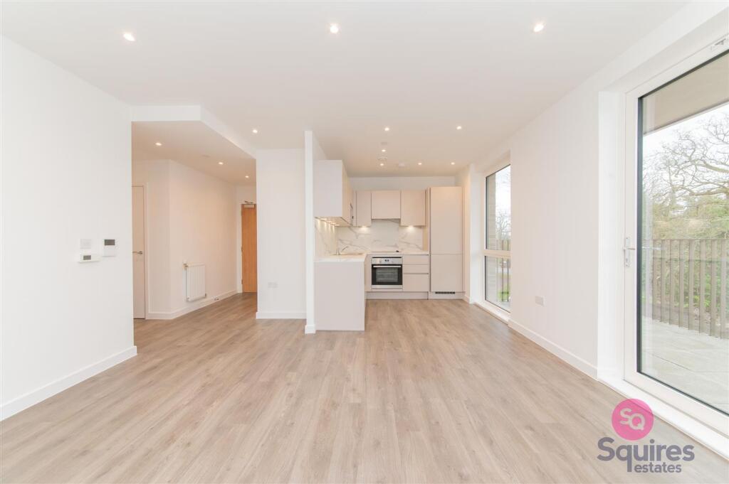 1 bed 1st Floor Flat for rent in Finchley. From Squires Estates - Mill Hill