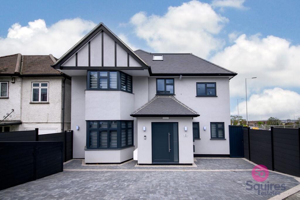 2 bed 1st Floor Flat for rent in London. From Squires Estates - Mill Hill